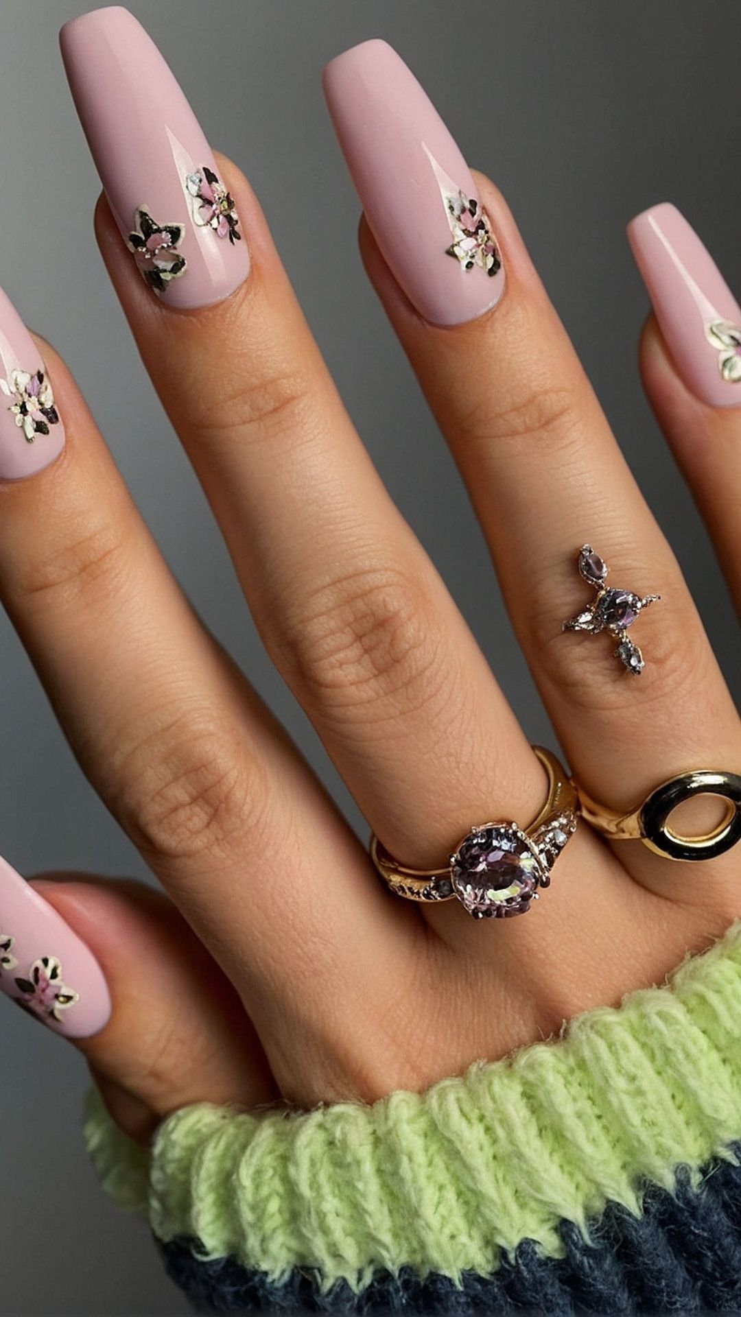 Vintage Rose Decadence