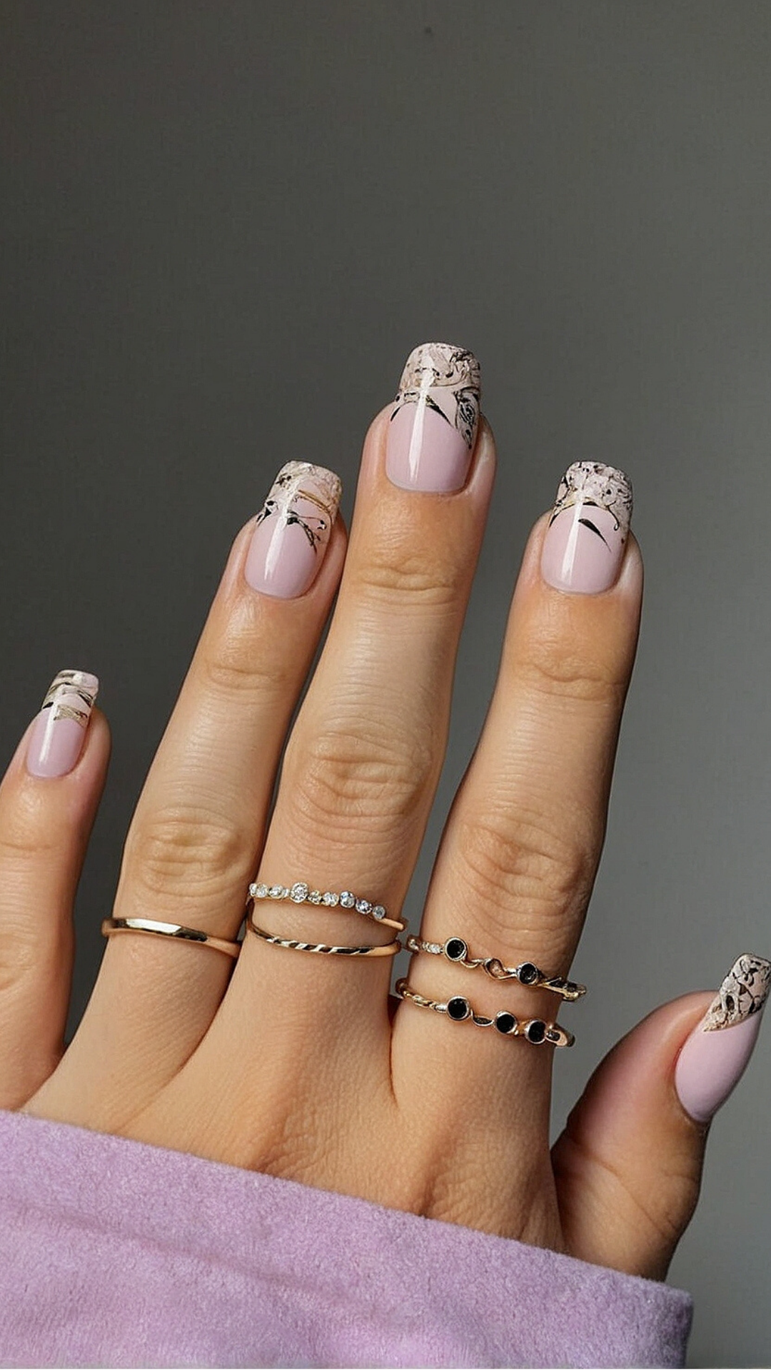 Smashing Neons: Bright Nail Art for Sizzling Summers