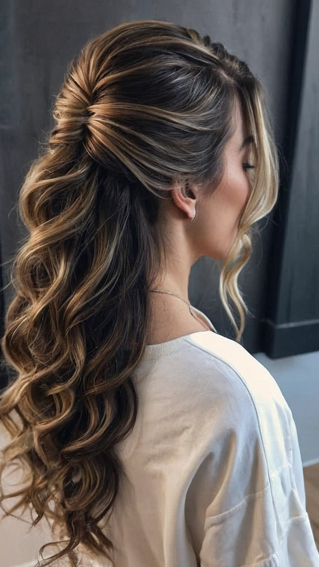 Waves of Elegance: Classy Hair Style Ideas
