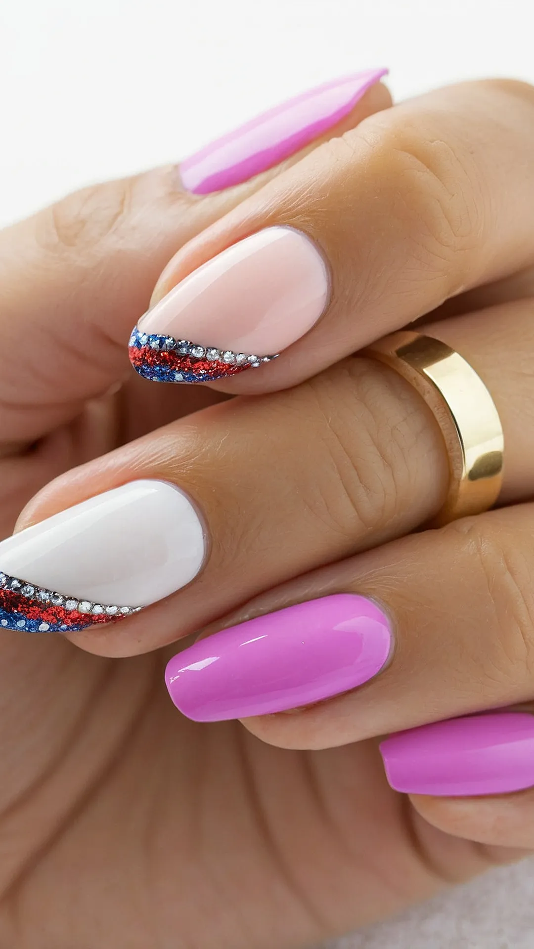 Red Hot Patriotism: Bold Nail Ideas for July 4th
